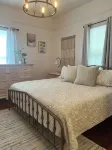 Cottage Downtown Aiken*Horse Events*Pet Friendly*Polo*Golf