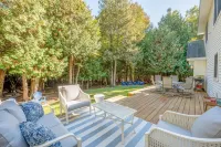 Family Friendly + 2 King Beds, Game Room, Secluded - Close to Town and Beach Hotels in Liberty Grove