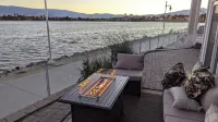 Luxury Lakefront Escape with Stunning Views at Sparks Marina
