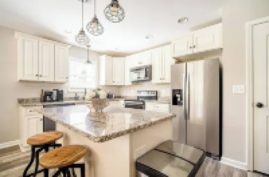 The Clemson Cottage - 3.6 mi. to Memorial Stadium