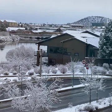 Awesome location/place: River trail, Old Mill District, easy drive to the Mt.