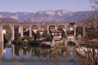 GITE LES GALETS SINGING AT THE FOOT OF THE VERCORS accessibility PMR