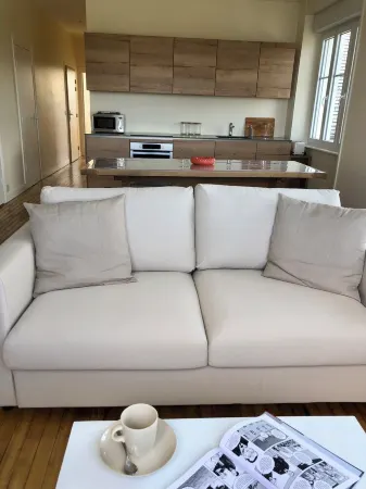 Appartement de Charme Avec vue sur la mer et les Plages de Carantec Отели в г. Карантек