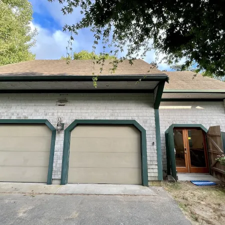 Private Cape Cod Cottage. Walk to Ellis Landing Beach!