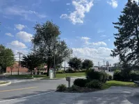 Willow Acres Retreat near outlets, shows and restaurants.