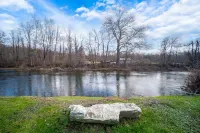 Fabulous 4 Season Resort Home  on the Ten Mile River