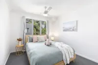 600m to esplanade - Spacious + Everything you need