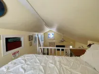 Historic Private Cottage with Loft by Waterfront Park & Scenic  Path to Downtown