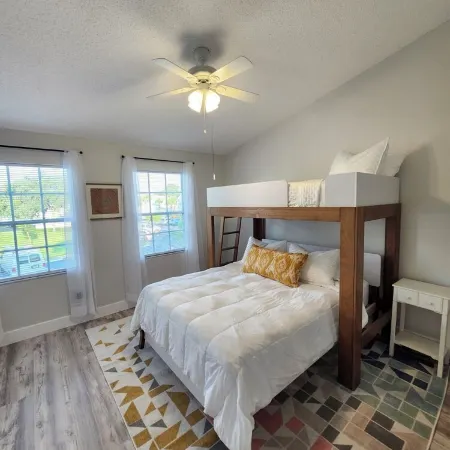 Enjoy Coastal Townhome w/ sunset views! Near The Gulf’s most popular beaches!