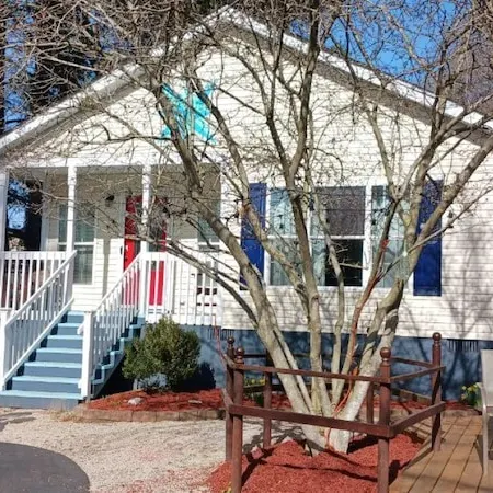 Rector Street Retreat. Downtown Bryson City Cottage Now Booking for 2026!
