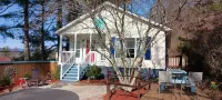 Rector Street Retreat. Downtown Bryson City Cottage
