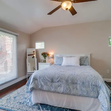 Charming, private, pet friendly cottage close to all that San Diego has to offer