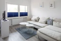 Ferienwohnung Küstenwind, Fussläufig vom Strand, Wlan, Eigene Terrasse, Sky