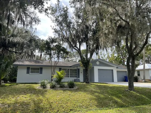 Dreamy VeroBeach House Perfect for Family Getaway