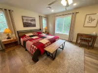 The Fox Den: Raystown Vacations ~ Linens Incl ~ EZ Boat Parking~ Dogs Welcome!