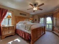 Big Sky Overlook - Hottub- Firepit - Pool Table Hotels in Union County