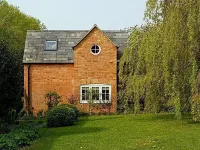 Cotswold Luxury, Cirencester, walks, pubs, shops