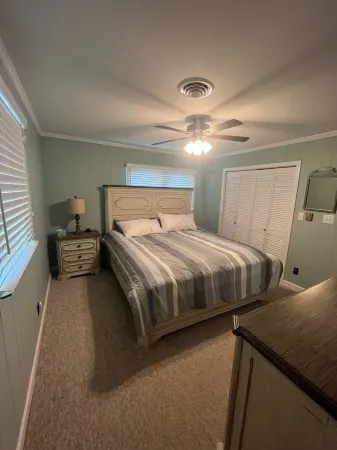 Lakefront with Amazing Mountain and Lake Views, Docks, Fire Pit, Kayaks and More