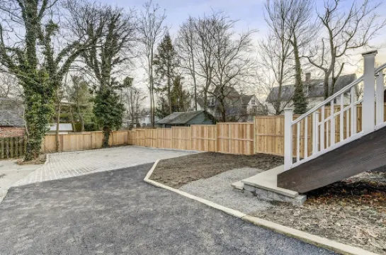 Spacious Downtown 2BR w/ Parking