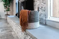 Modern Pool Home Near UF, Downtown, & Devil's Millhopper Geological State Park