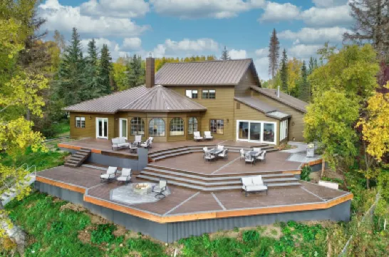 Spectacular Home on the Kenai River Hotels in 