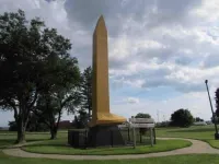 Victorian’s Upper Level, with pool & backyard!