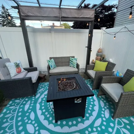 Cozy secret apartment with free parking in Yonkers