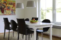 Falkenweg vacation home: Idyllic cottage with large garden