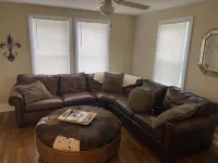 Cozy Loft Apartment....Safe quiet area.... Great for singles or couple
