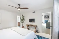 La Casita Bonita! Spa, pool, solitude - mins to Sabino Canyon
