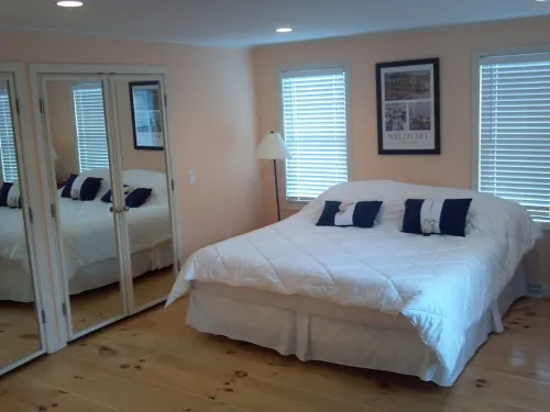 5BR-Beautiful Chatham-Year Round-Sleeps up to ten (10 1 Mile to Town!