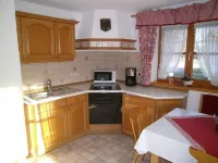 Holiday house "Annelies" with access to swimming pool & sauna Hotels in Übersee