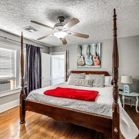 Huge Historic Gem Steps From The University of Oklahoma