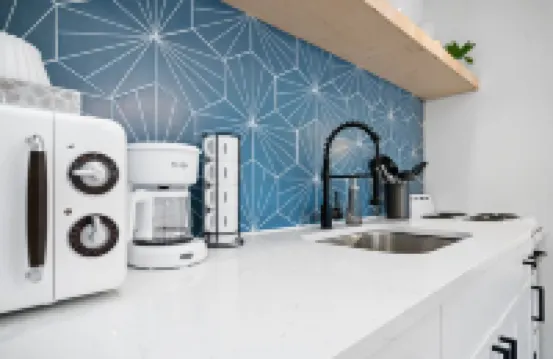 Pool House Paradise - 1BD / 1 Bath - Near TTU