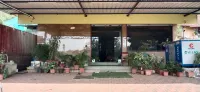 Shwetha Residency Отели рядом с достопримечательностью «Ширибагилу Рейлуэй Стейшен»