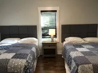 Downtown Lake Geneva Sleeps 14