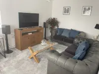 Stylish & Cosy Home Located in Bracklesham Bay - 8 Minute Walk to the Beach