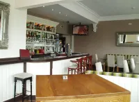 The Whittington and Cat - bar