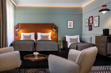 Maison Rouge Strasbourg Hotel & Spa, Autograph Collection Отели рядом с достопримечательностью «Fontaine de Janus»