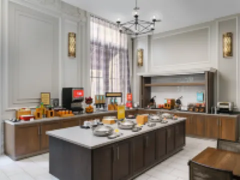 ハンプトン イン & スイーツ ボルチモア インナー ハーバー ボルティモアのホテル