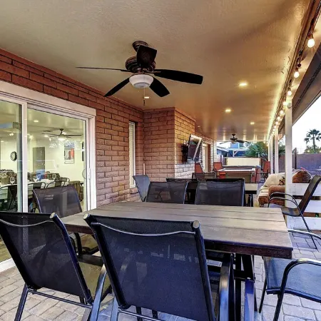 ScottsdaleStays 8Bdrm Million+ Home-Pool Spa-Theater-Golf & Bachelor HQ.