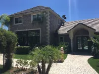 Paradise Vacation Estate - Largest Luxury Private Vacation Resort Hotel dekat Kkottongnae Retreat Center/Camp (테메큘라 꽃동네)