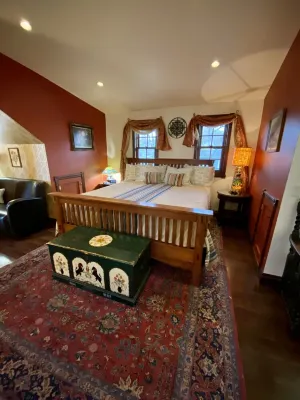 Carter house : 100 year old house with a remodeled castle inspired feel.