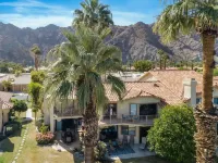 Beautiful 2BR Townhome in PGA West
