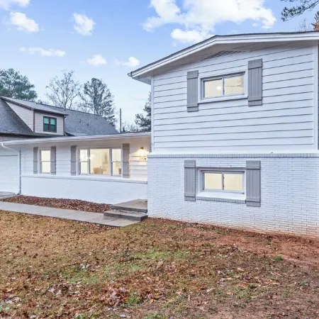 Spacious 5Br Retreat with Game Room Near Battery, Atlanta Braves, Smyrna Village