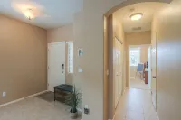 3 BR Heated  Private  Saltwater SUNNY Pool In/Out Stereo Speakers  Prof BBQ Gril