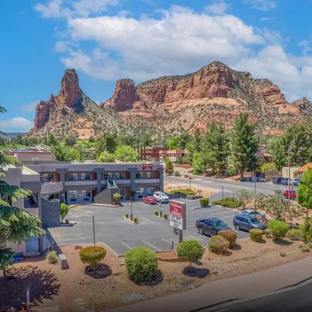Wildflower Inn at Bell Rock