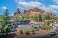 Wildflower Inn at Bell Rock - Mountain view