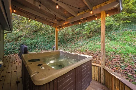 Cozy Cove- Lake Access, Pet Love Отели рядом с достопримечательностью «Sims Point»