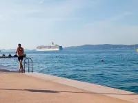 Shared condo by Zadar Oldtown and beach 400 m away